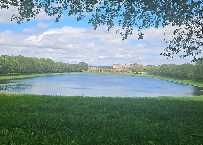 Studette Remilly A Versailles