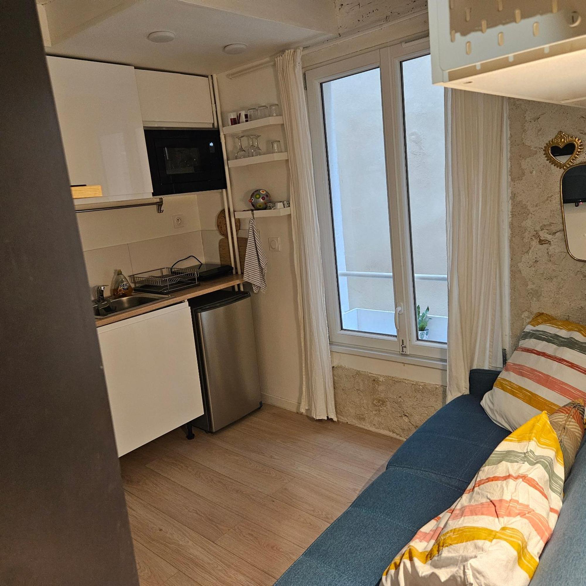 Studette Remilly A Versailles