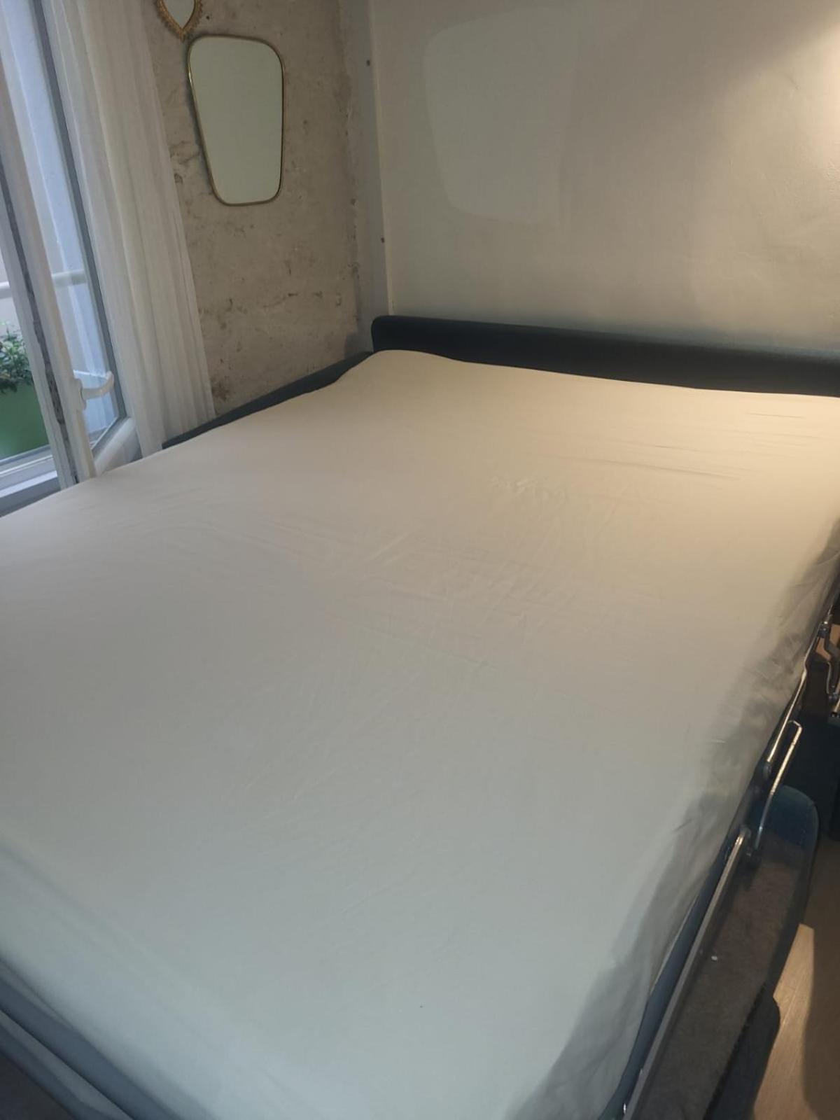 Studette Remilly A Appartement